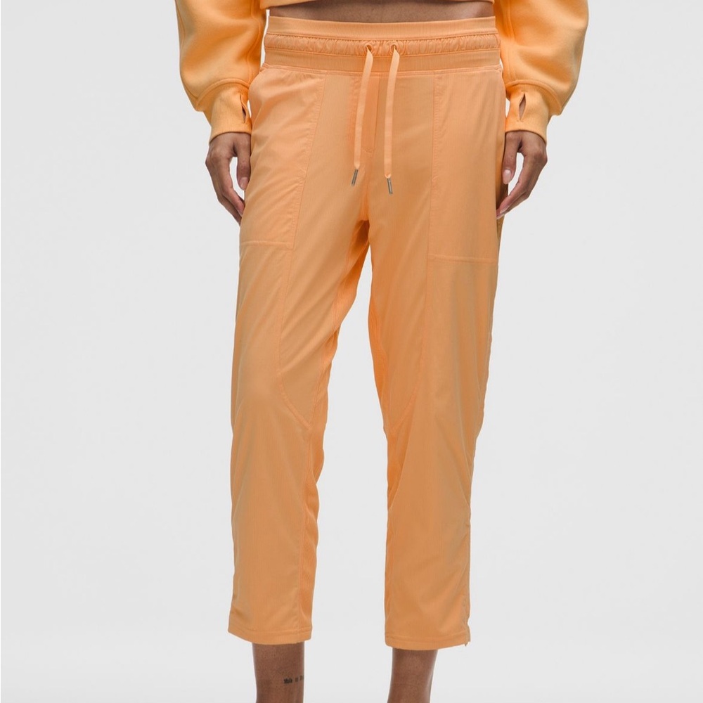 Lululemon Athletica Apricot Cropped Pants
